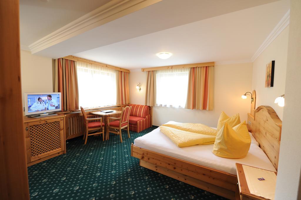 Hotel Garni Platzer 3*